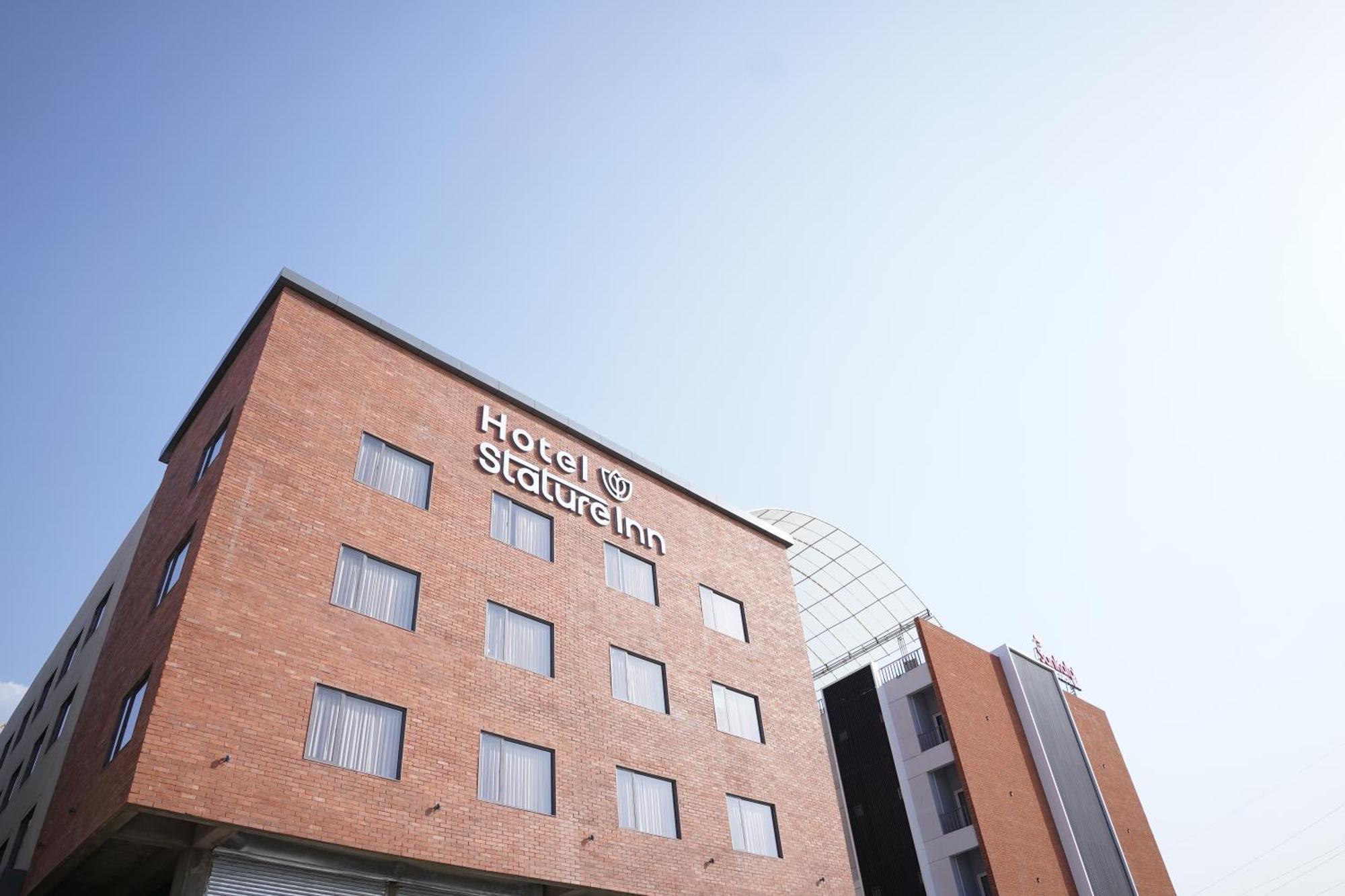 Hotel Stature Inn Kevadia ภายนอก รูปภาพ